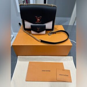 Louis Vuitton MyLockMe Chain bag
